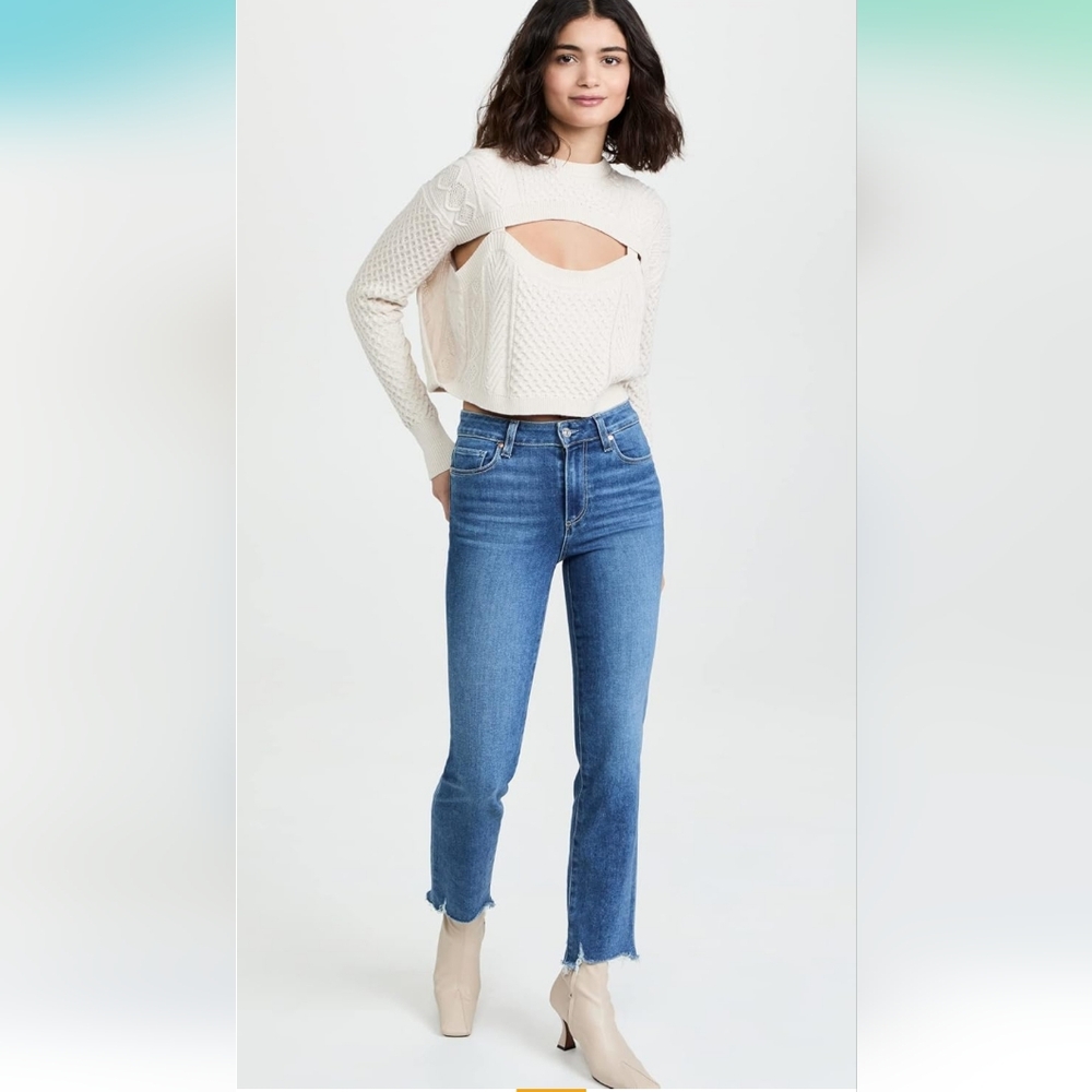 Women's Blue Jeans - Frayed Hem